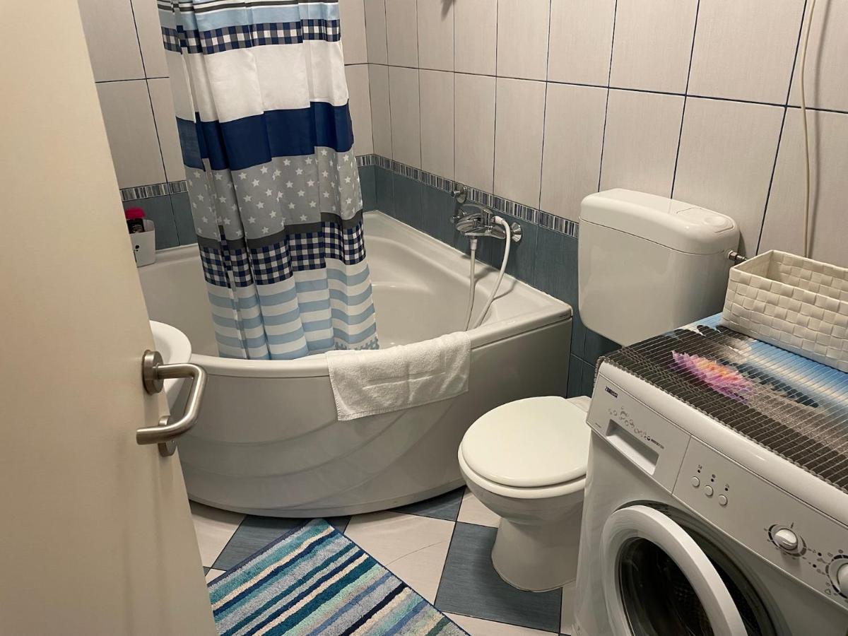 Apartman Luna Near Zagreb Airport Velika Gorica Exteriör bild