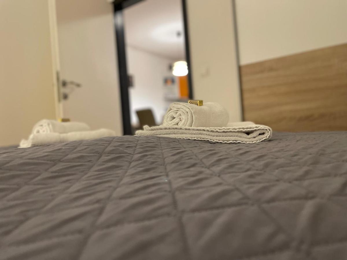 Apartman Luna Near Zagreb Airport Velika Gorica Exteriör bild