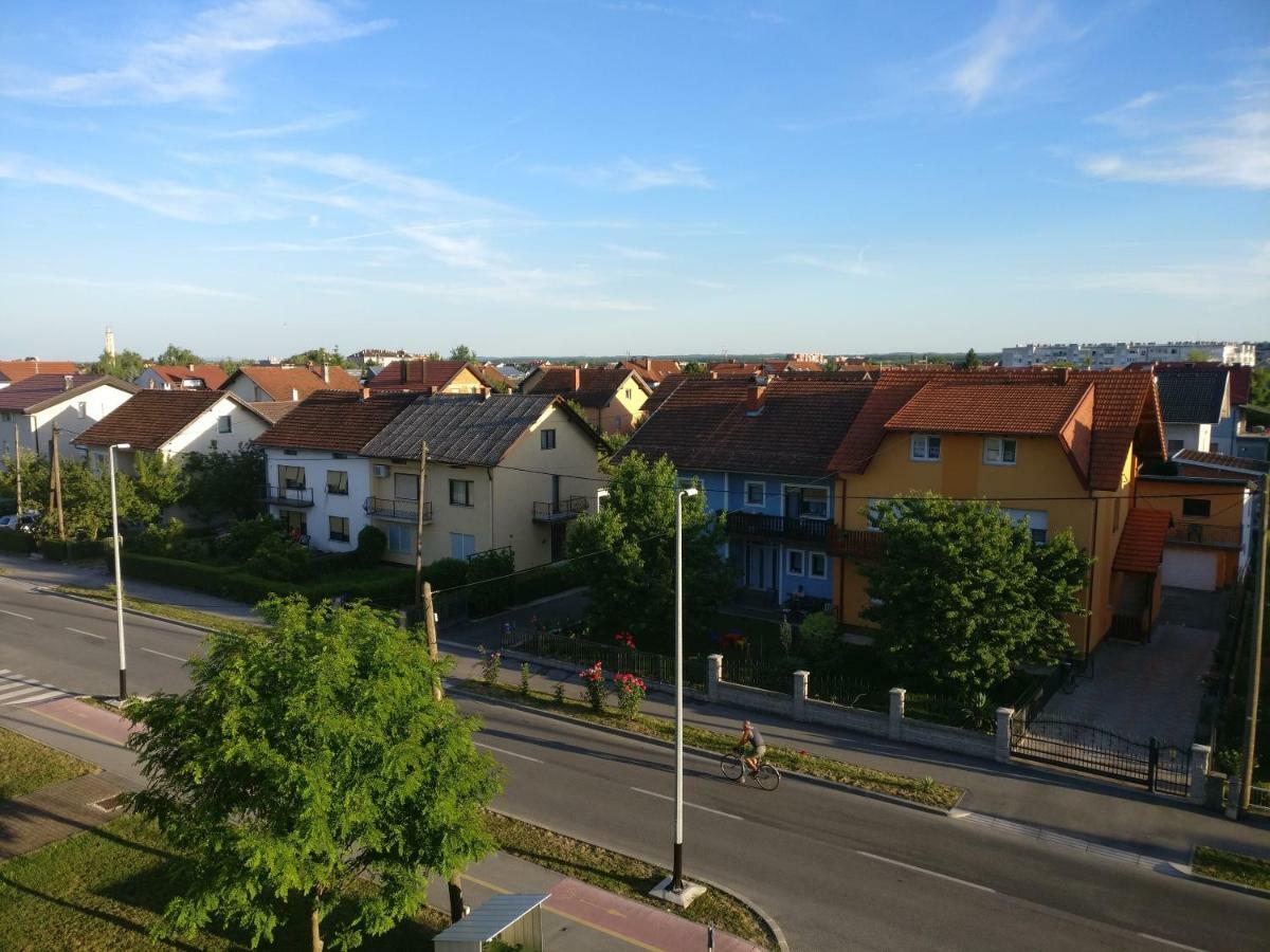 Apartman Luna Near Zagreb Airport Velika Gorica Exteriör bild